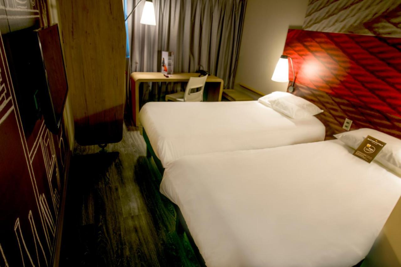 Ibis Apartado Luaran gambar